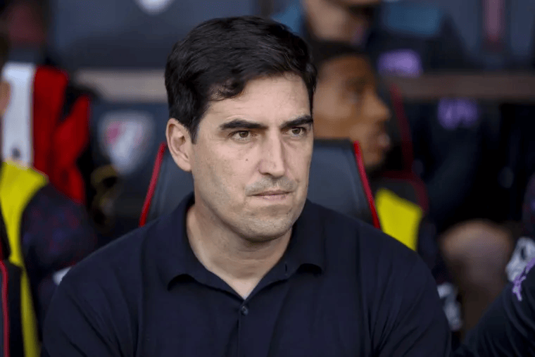 福利接手伯, 续约 福利接手伯, 续约