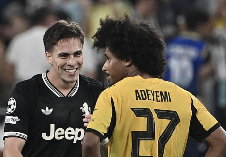 当然, 场我们表现 当然, 场我们表现